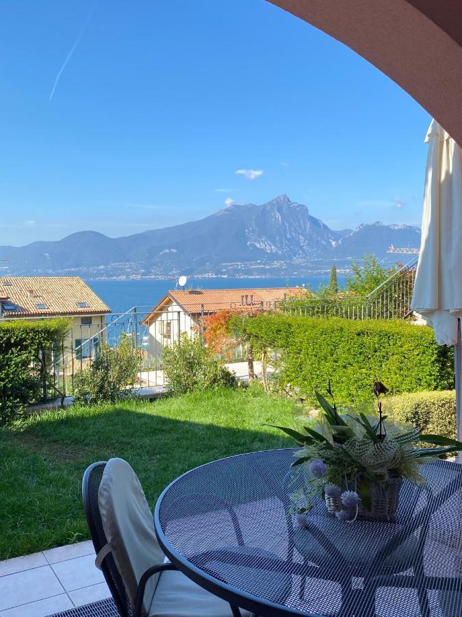 Il Paradiso Apartments Great View Gardasee Torri Del Benaco Exterior foto