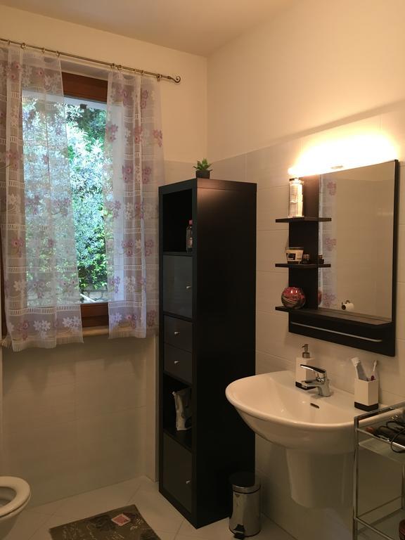 Il Paradiso Apartments Great View Gardasee Torri Del Benaco Exterior foto